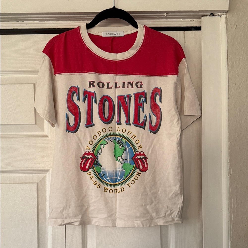 Daydreamer graphics concert tee